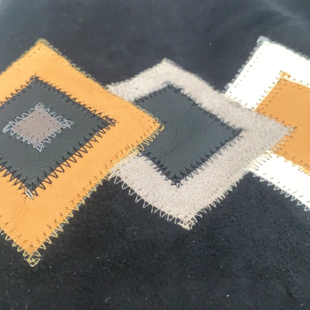 Vintage Suede and silk shawl - Picture 4 of 4